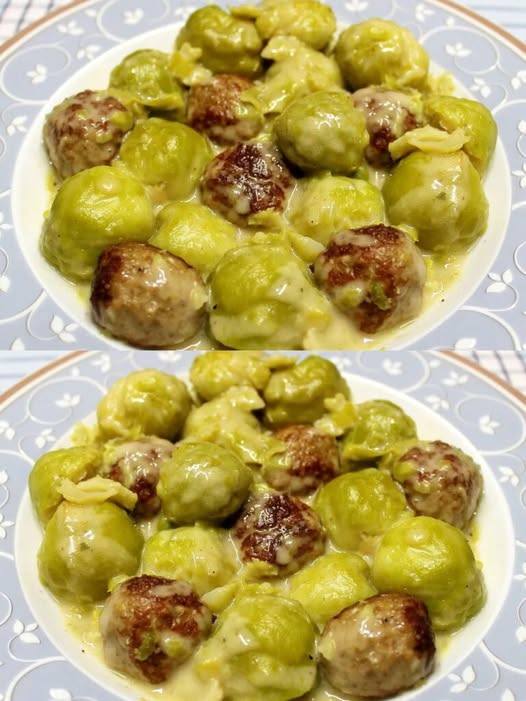 Ekspresowy Gulasz z Brukselką i Klopsikami w 30 Minut – Obiad dla Całej Rodziny!