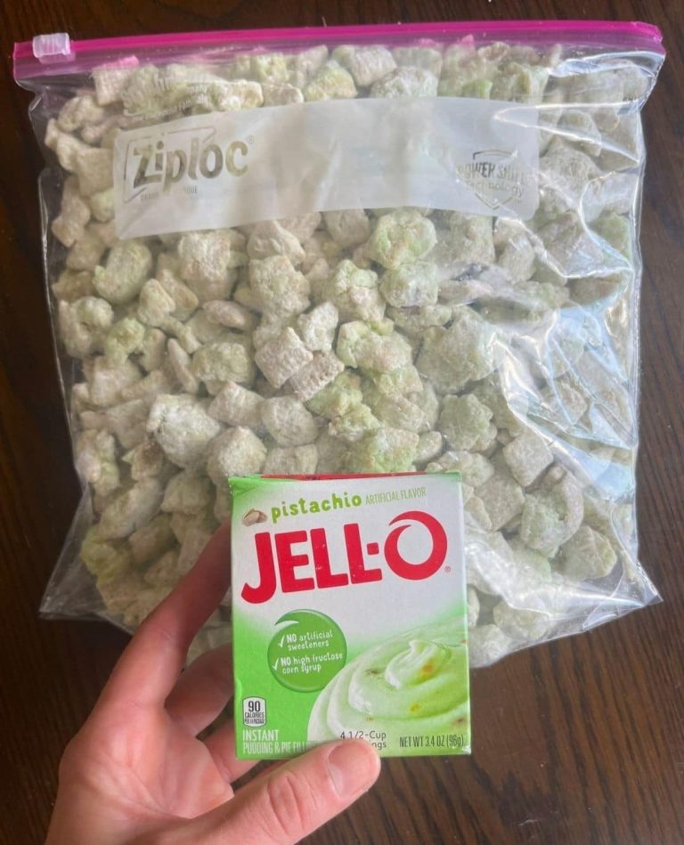 Pistachio Puppy Chow: Słodko-słone przekąski, za którymi oszalejesz! 🐾🥜
