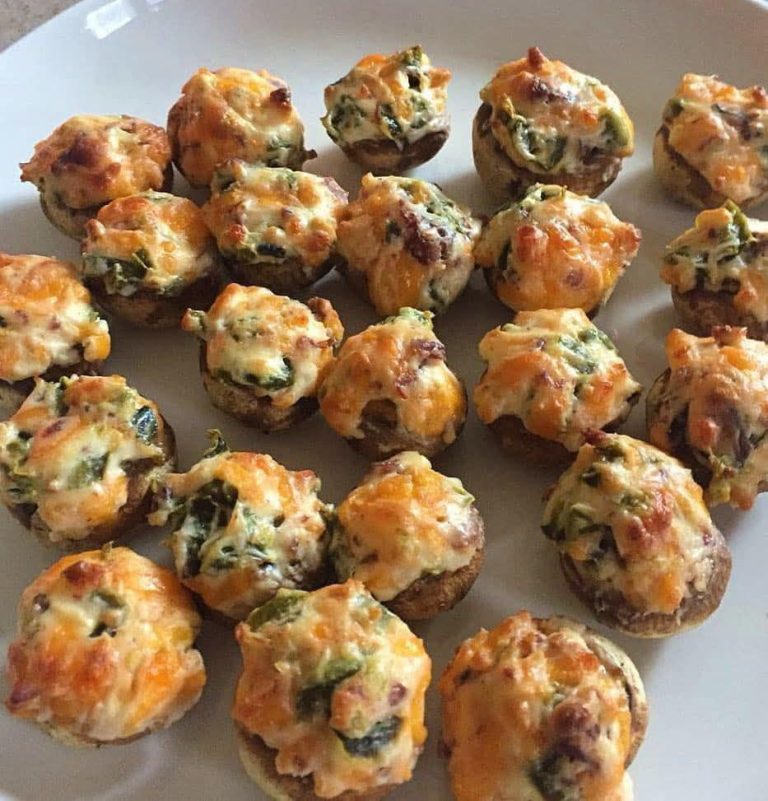 Pikantne pieczarki faszerowane krabem