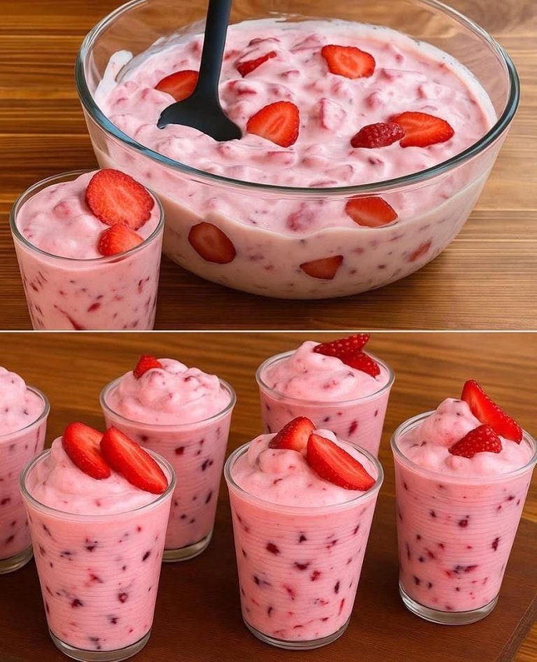 Domowy jogurt truskawkowy