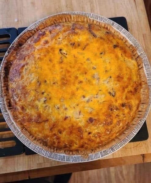 Quiche kowbojski – prosty i sycący klasyk śniadaniowy
